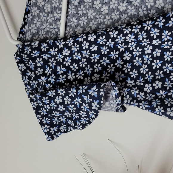 Floral wrap tie blouse - Picture 2 of 5